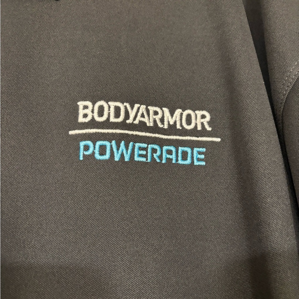 Nike Powerade Bodyarmour Embroidered Sports Shirt - Picture 2 of 5